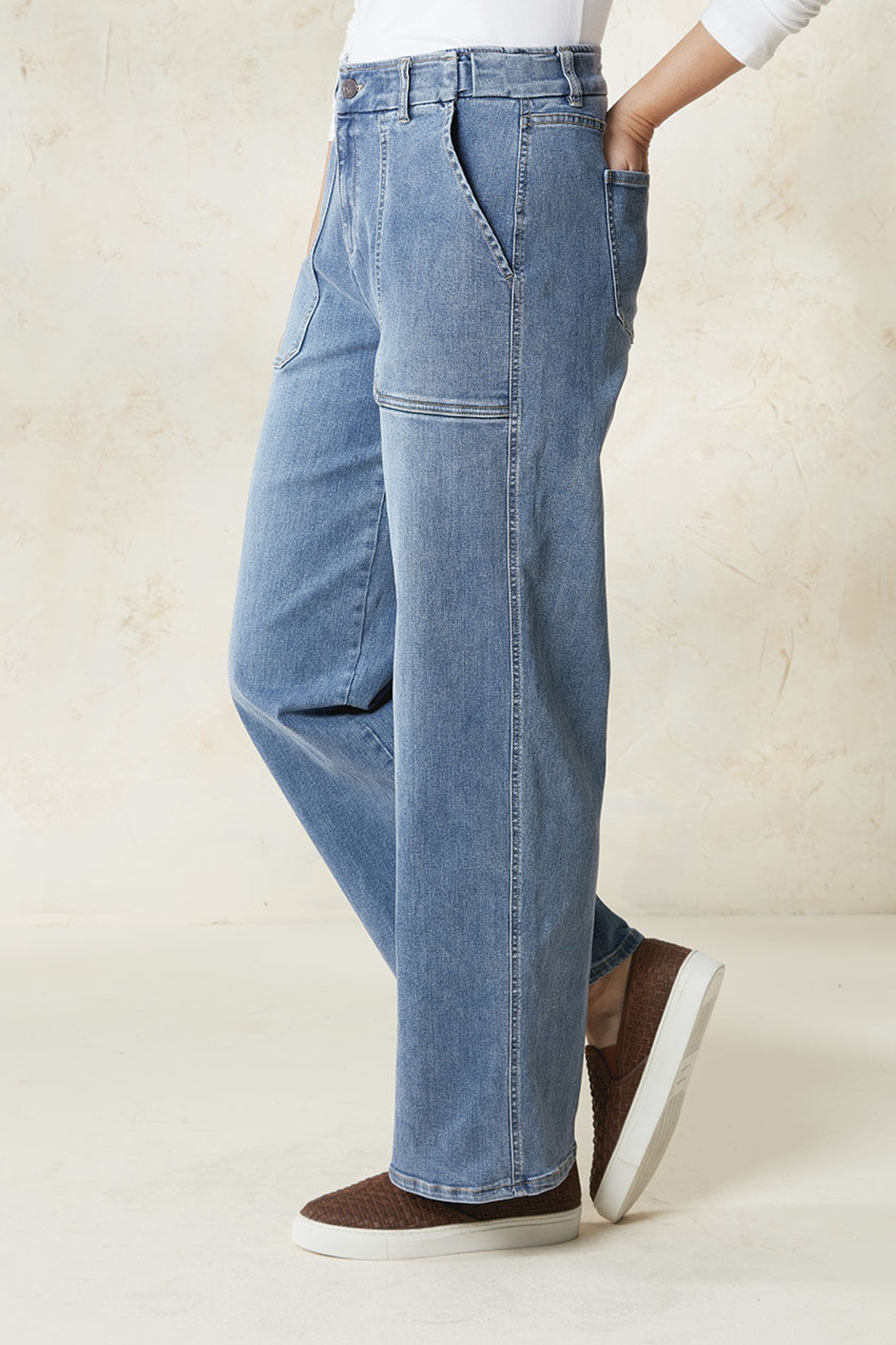 Women's Wide Leg Jeans | Just Jeans